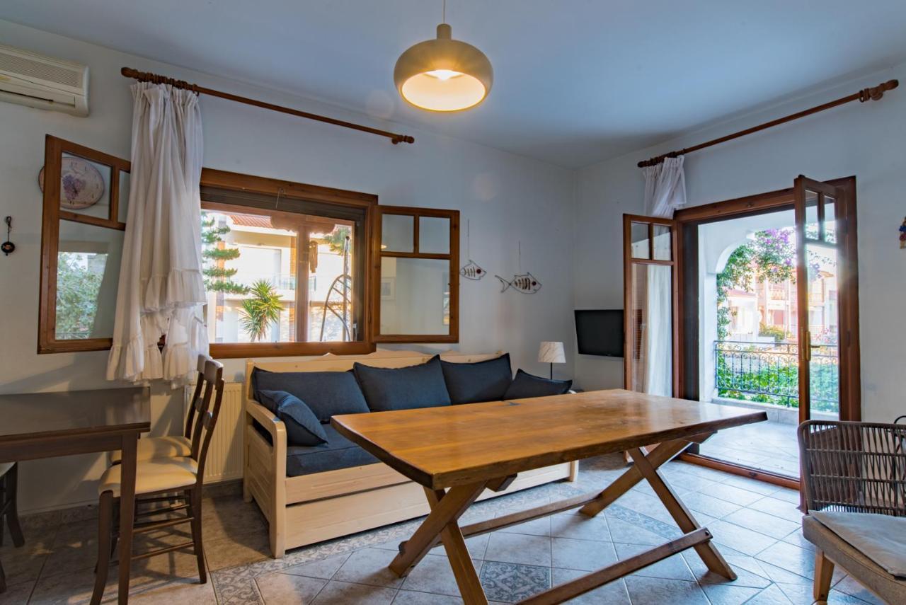 Seasidelongo Houses 1 Min From The Beach Of Nikiti מראה חיצוני תמונה